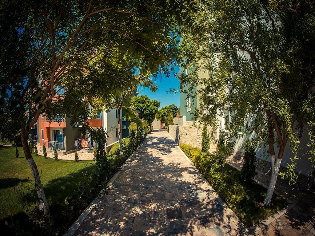 Gt Green Fort Beach Apartments Pantai Sunny Bagian luar foto