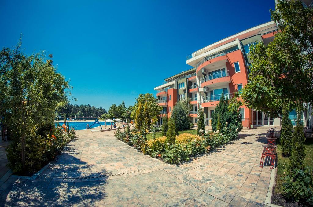 Gt Green Fort Beach Apartments Pantai Sunny Bagian luar foto