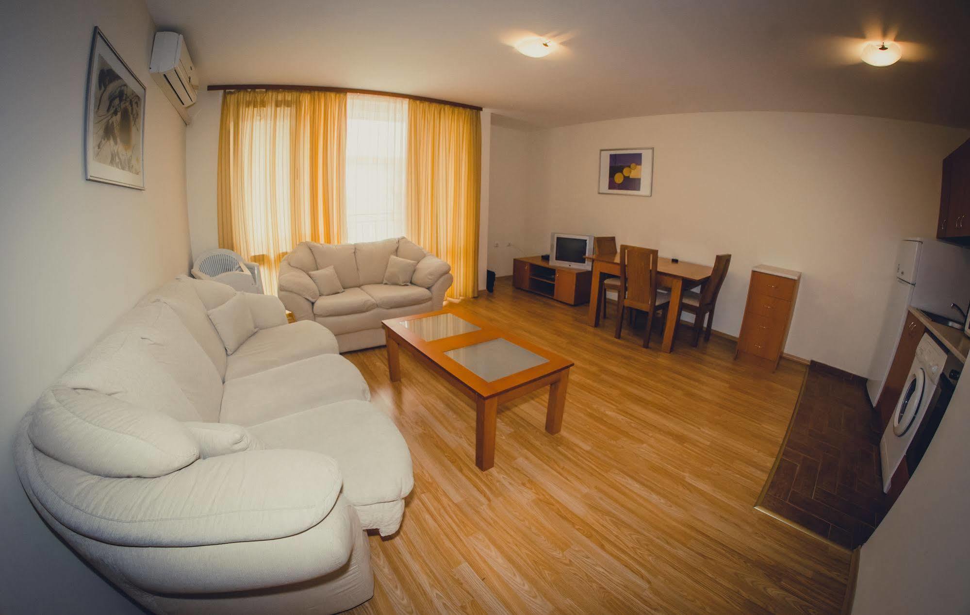 Gt Green Fort Beach Apartments Pantai Sunny Bagian luar foto