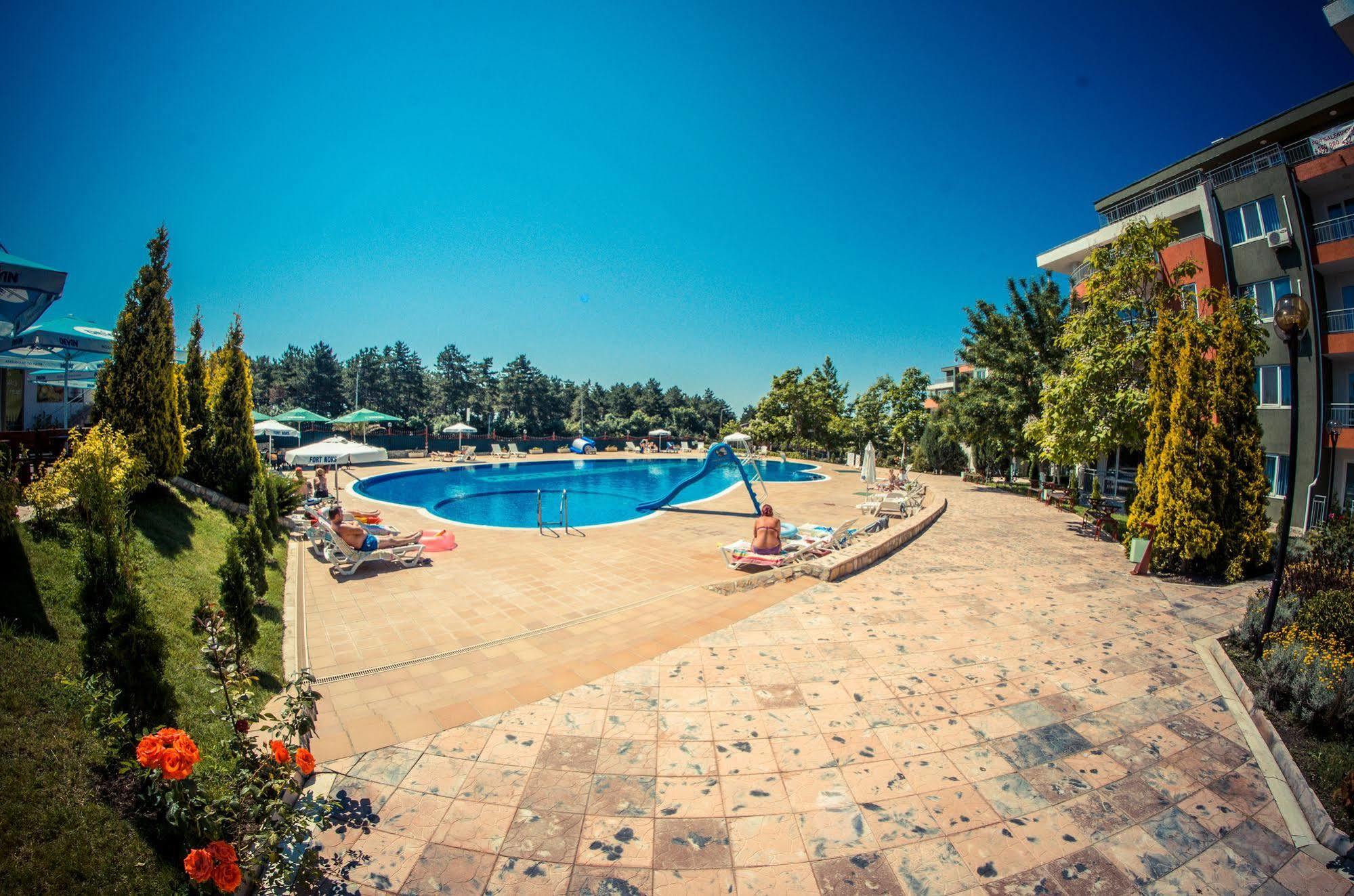 Gt Green Fort Beach Apartments Pantai Sunny Bagian luar foto